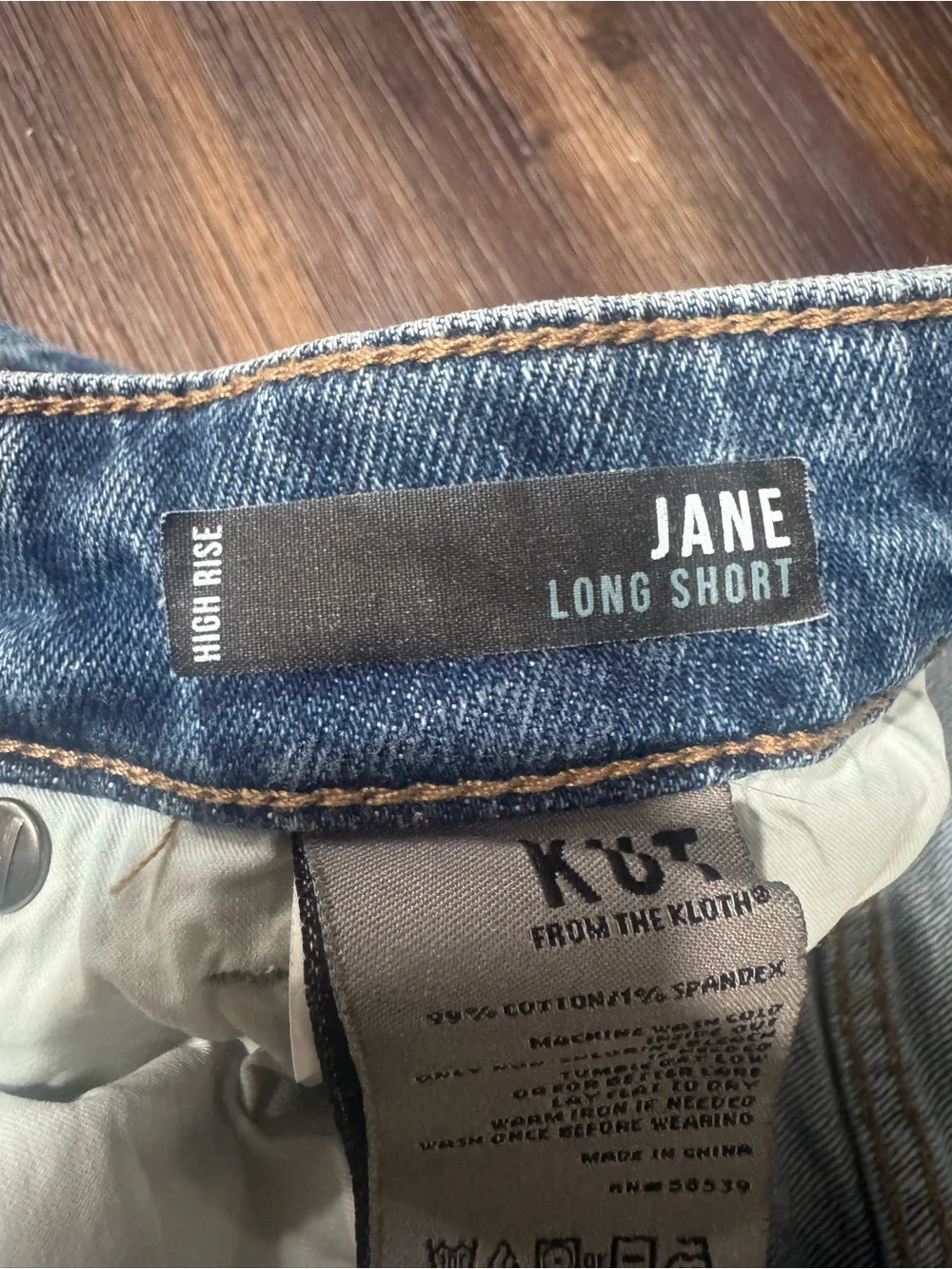 Kut from the Kloth Jane Long Short - Denim Blue size 6